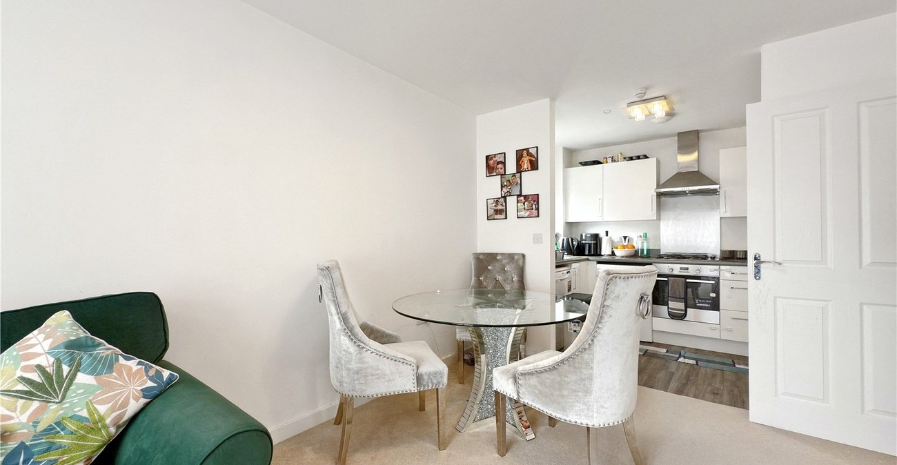 2 bedroom property for sale in Swanley | Robinson Jackson