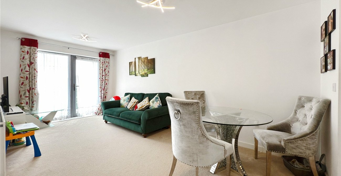 2 bedroom property for sale in Swanley | Robinson Jackson