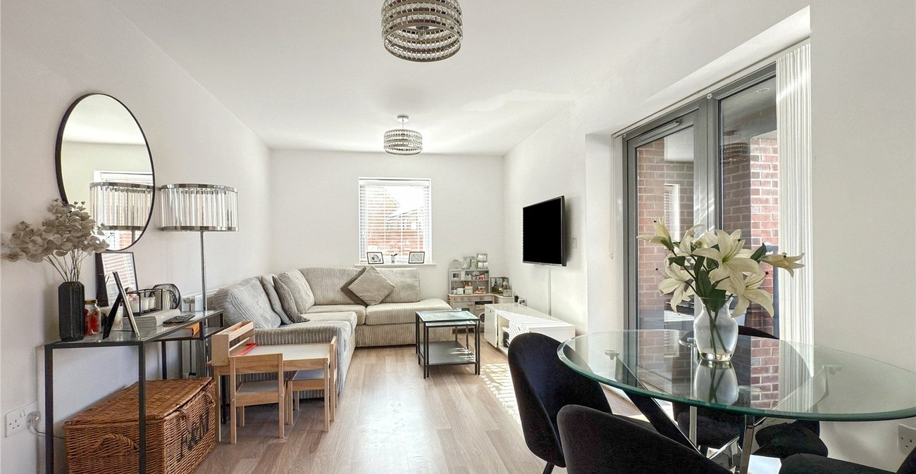 2 bedroom property for sale in Swanley | Robinson Jackson