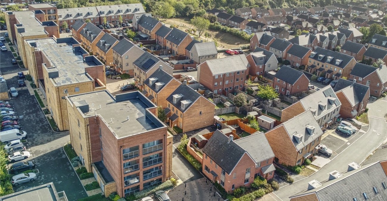 2 bedroom property for sale in Swanley | Robinson Jackson