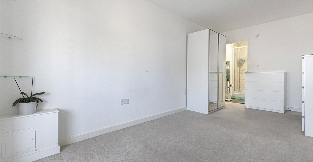 2 bedroom property for sale in Swanley | Robinson Jackson