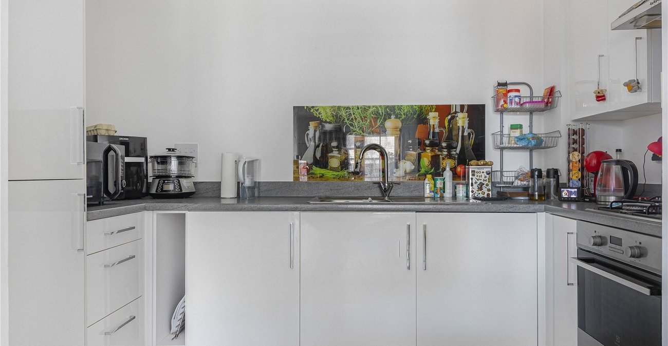 2 bedroom property for sale in Swanley | Robinson Jackson