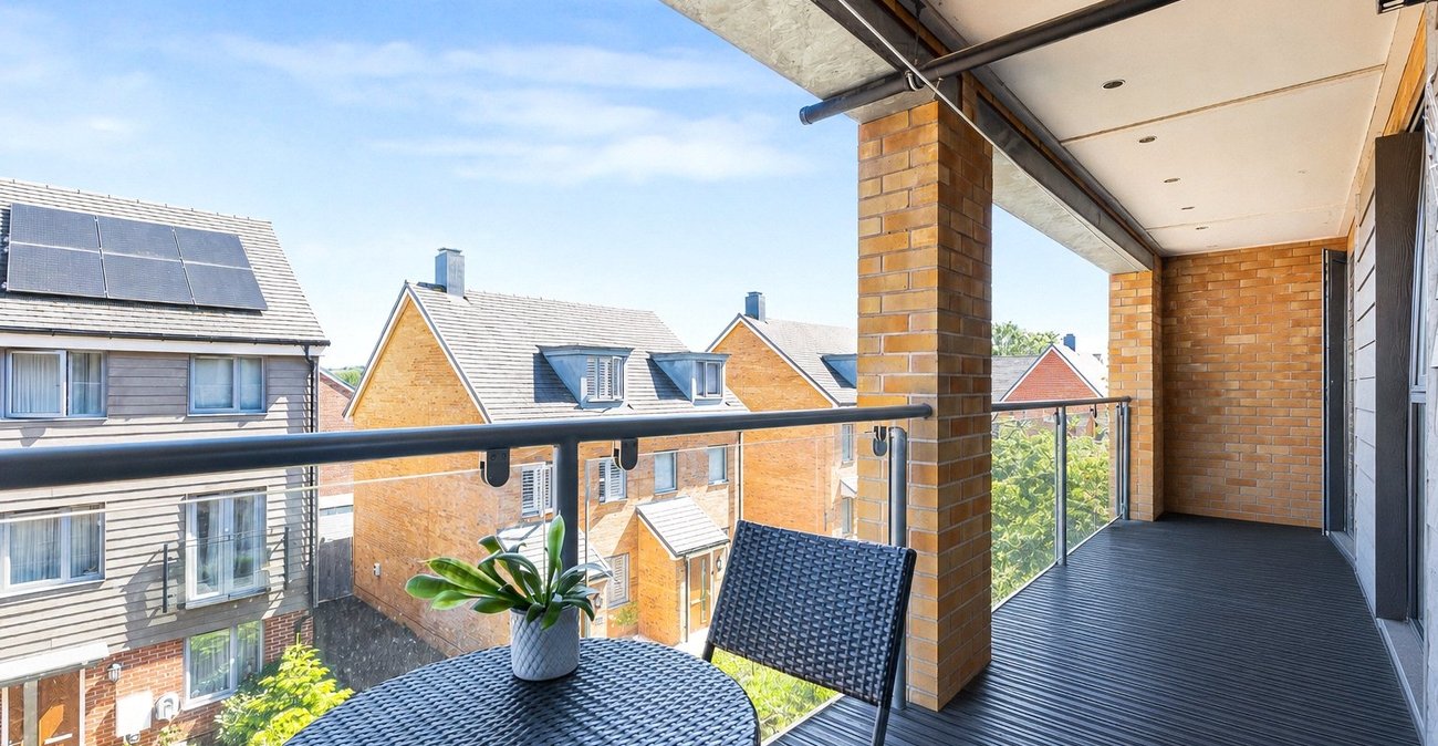 2 bedroom property for sale in Swanley | Robinson Jackson