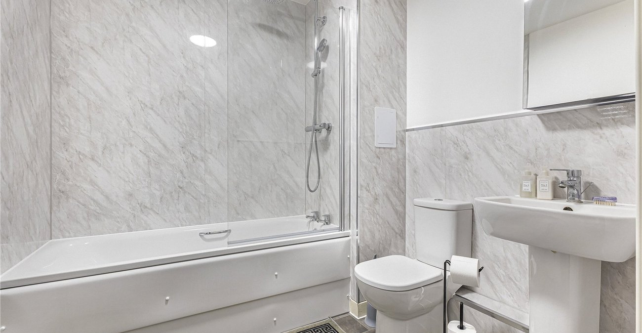 2 bedroom property for sale in Swanley | Robinson Jackson