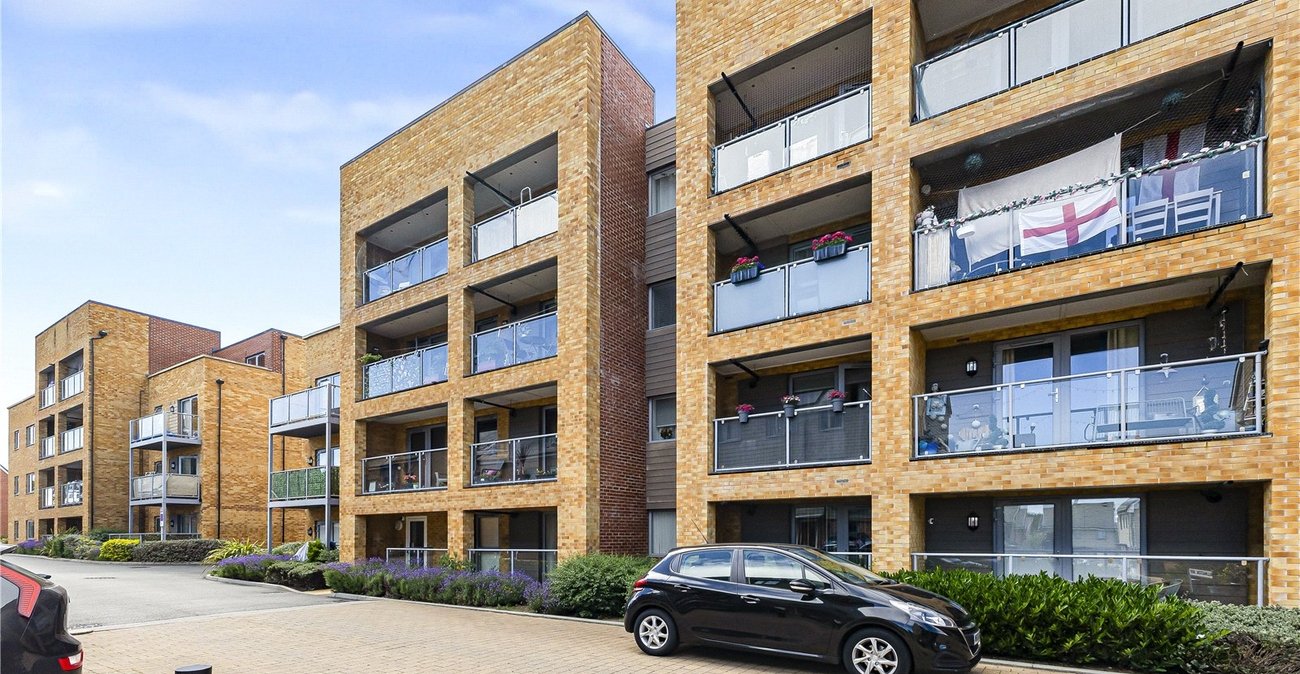 2 bedroom property for sale in Swanley | Robinson Jackson