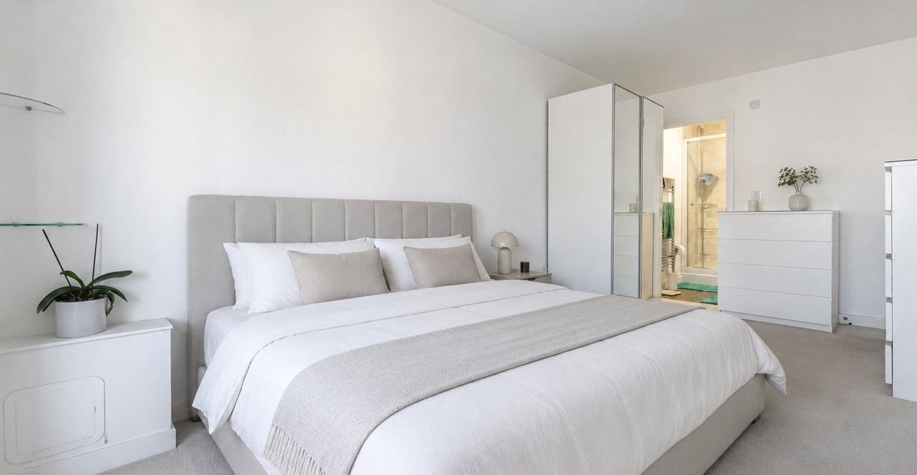 2 bedroom property for sale in Swanley | Robinson Jackson