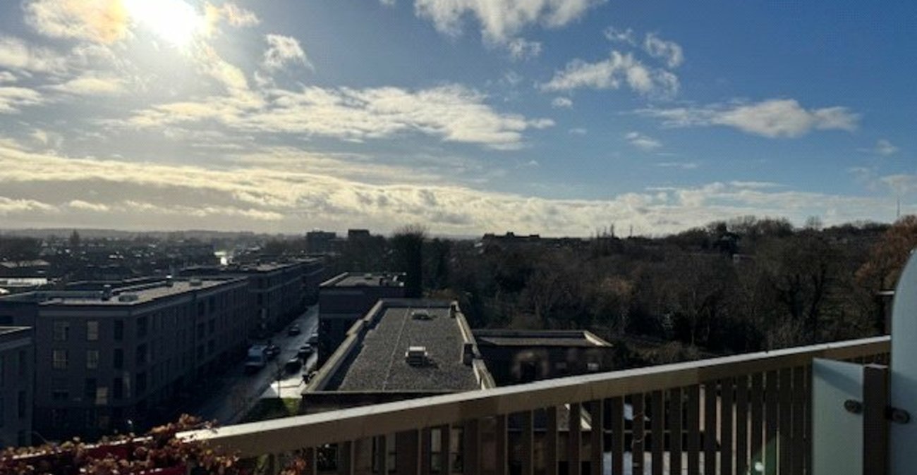 3 bedroom property for sale in Adenmore Road | Robinson Jackson