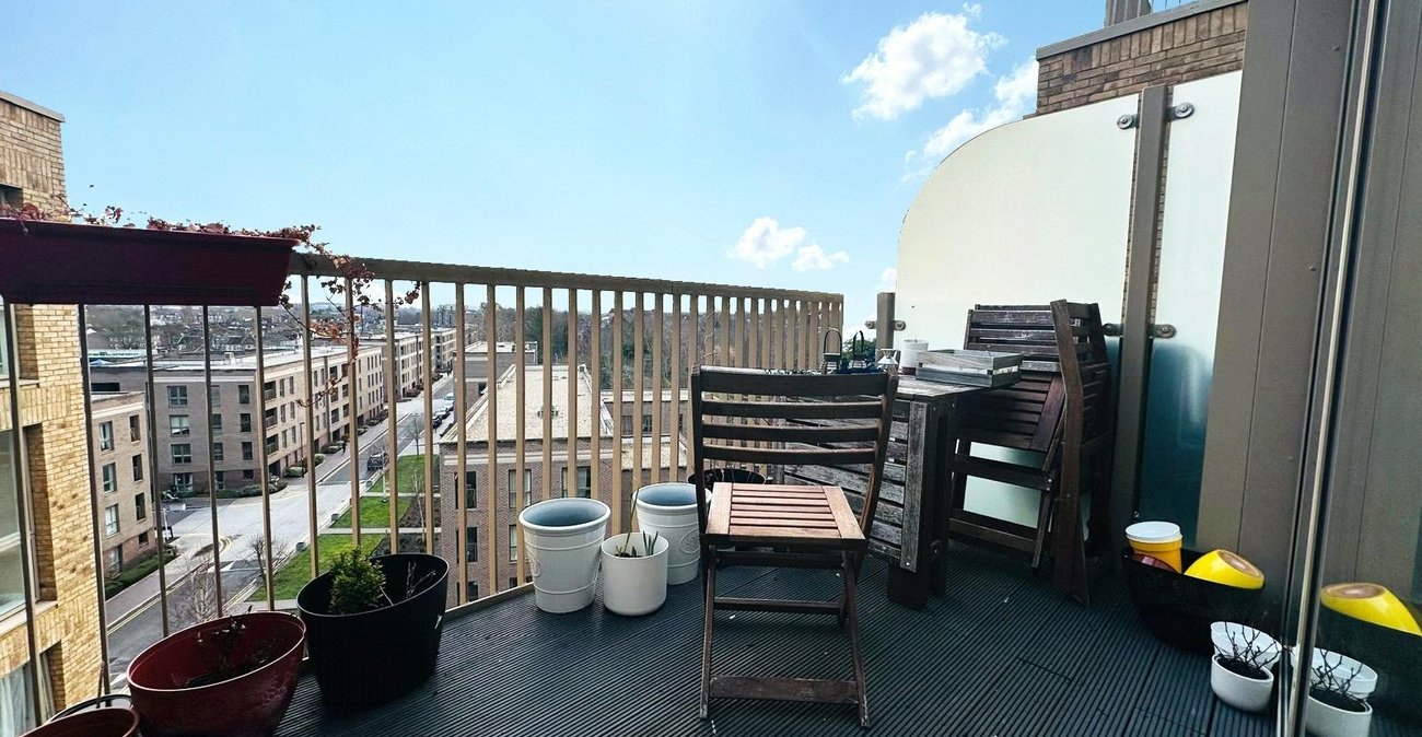 3 bedroom property for sale in Adenmore Road | Robinson Jackson