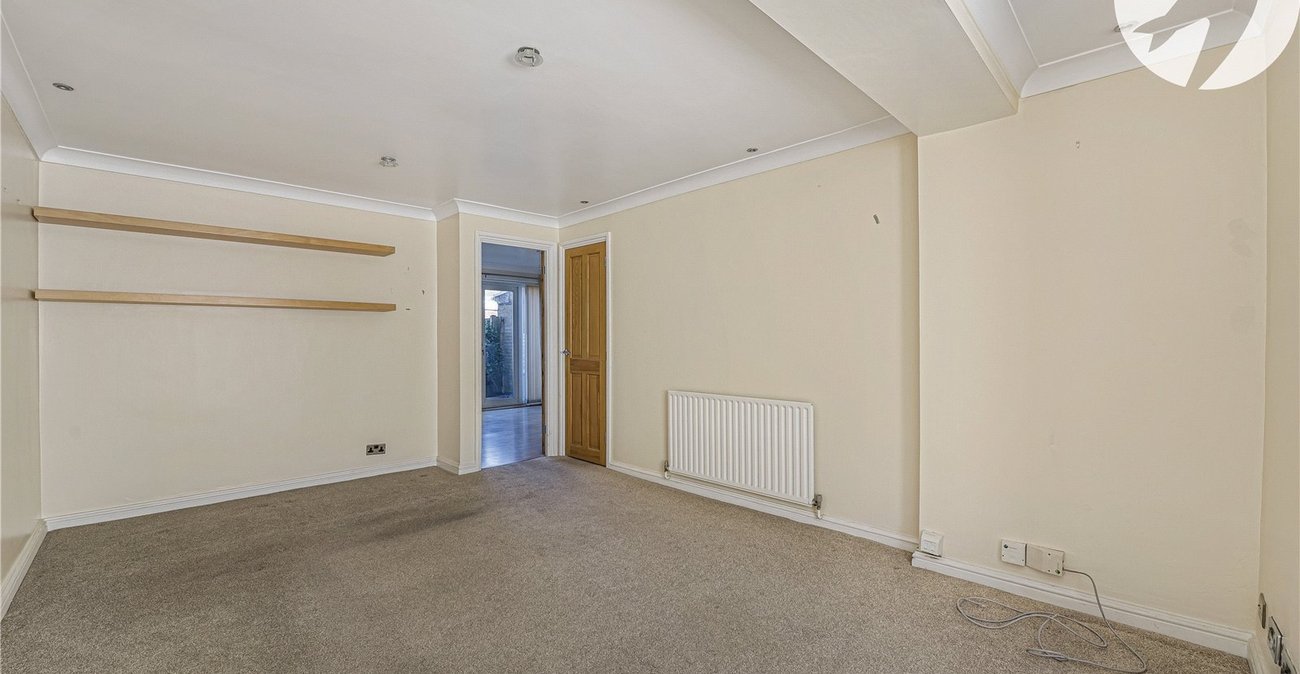 3 bedroom house for sale in Northfleet | Robinson Michael & Jackson