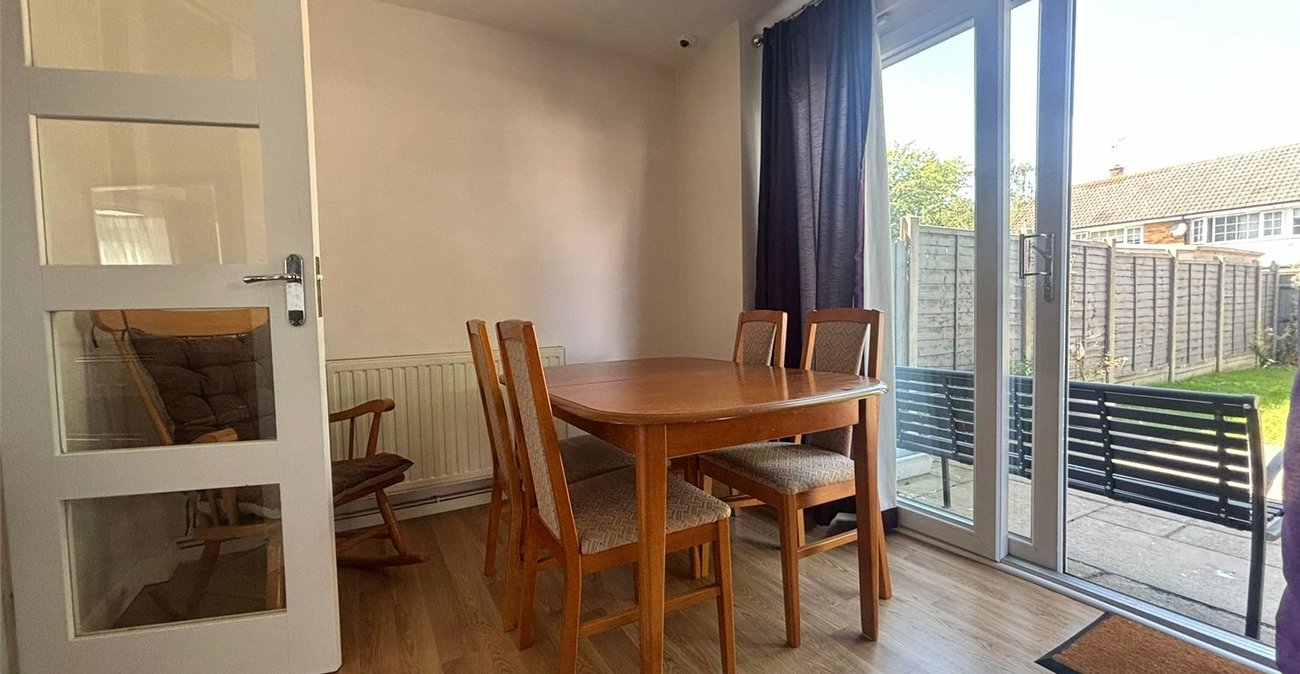 3 bedroom house for sale in Northfleet | Robinson Michael & Jackson