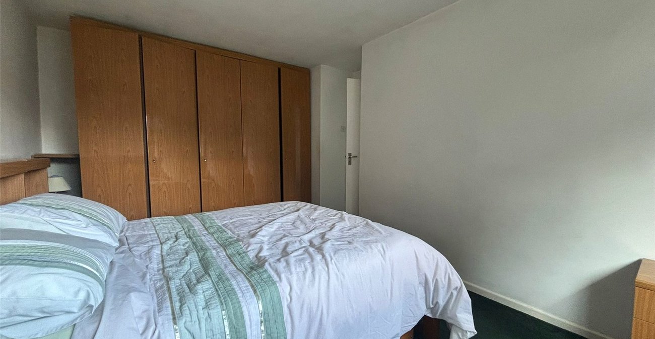 3 bedroom house for sale in Northfleet | Robinson Michael & Jackson