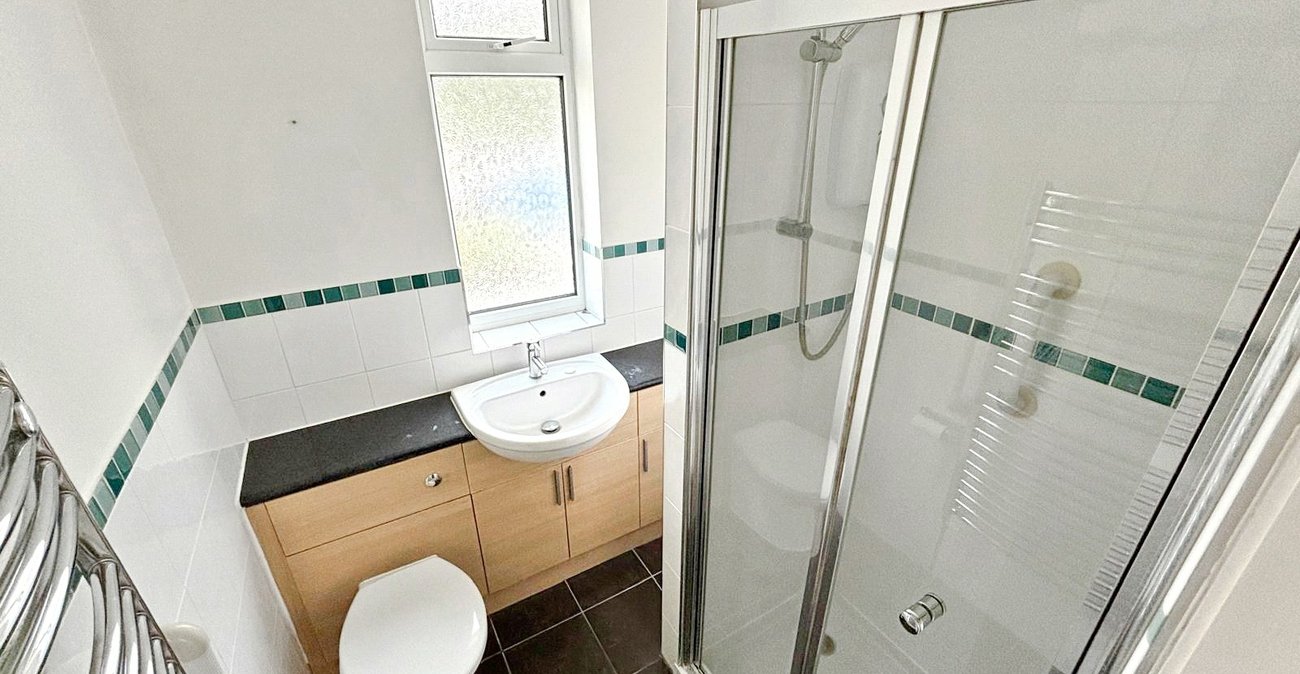 2 bedroom house for sale in Bexley | Robinson Jackson