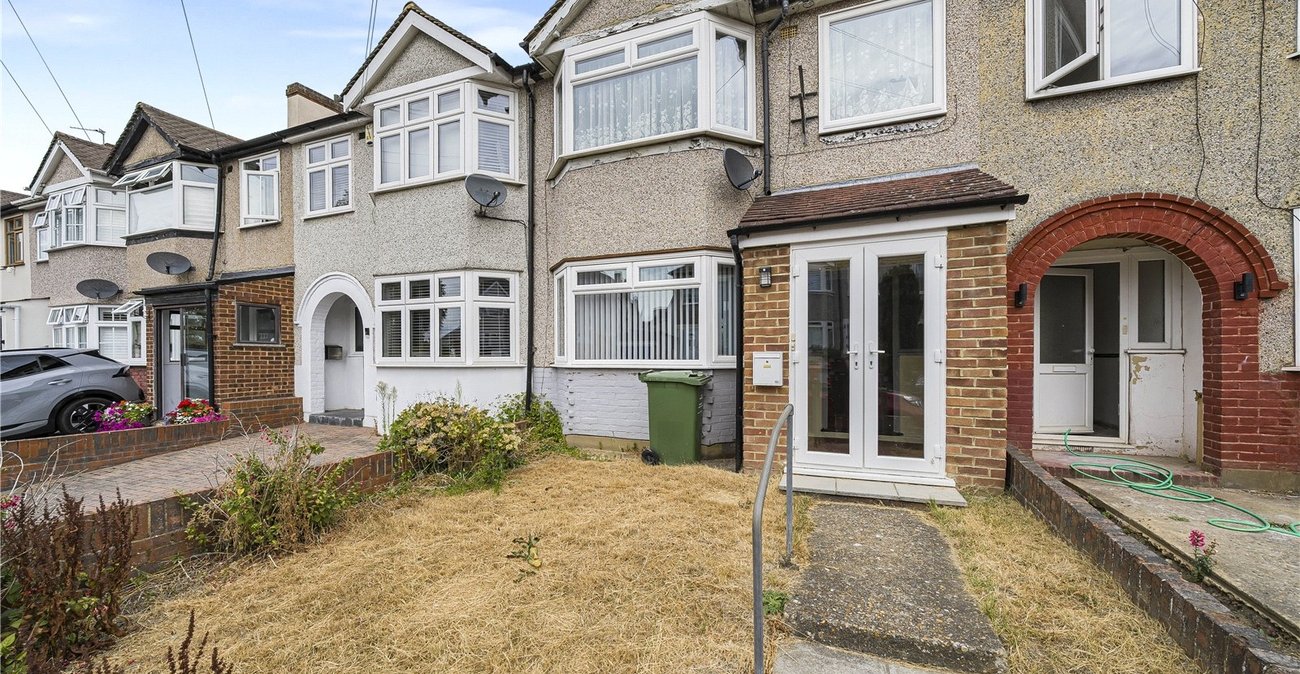 3 bedroom house for sale in Dartford | Robinson Jackson