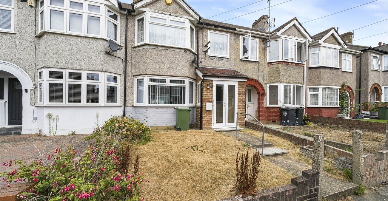 3 bedroom house for sale in Dartford | Robinson Jackson