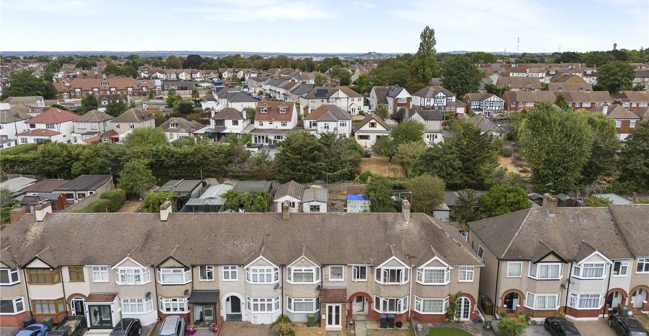 3 bedroom house for sale in Dartford | Robinson Jackson