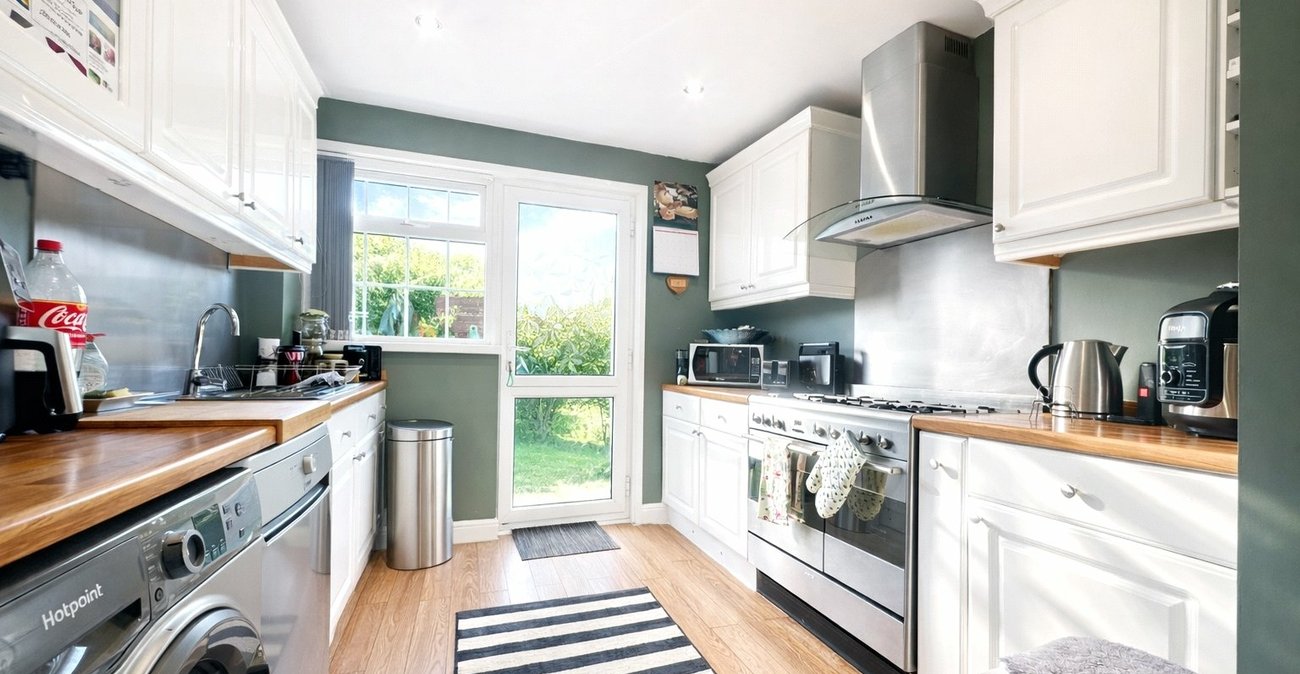 2 bedroom house for sale in Gravesend | Robinson Michael & Jackson