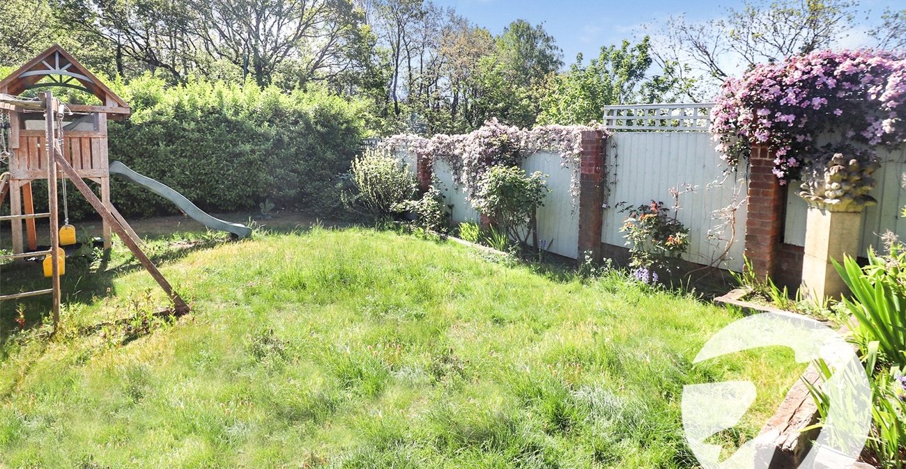 4 bedroom house for sale in Erith | Robinson Jackson