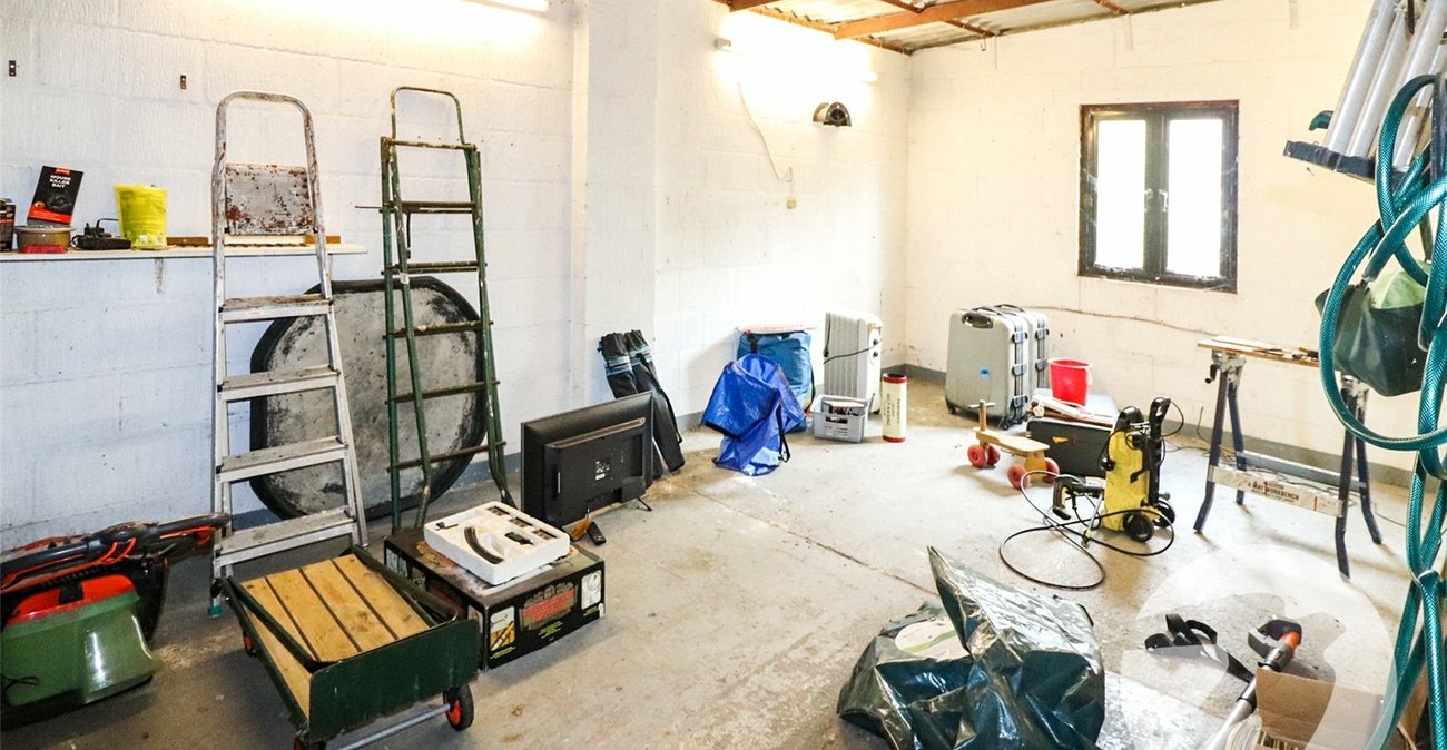 3 bedroom house for sale in Northumberland Heath | Robinson Jackson