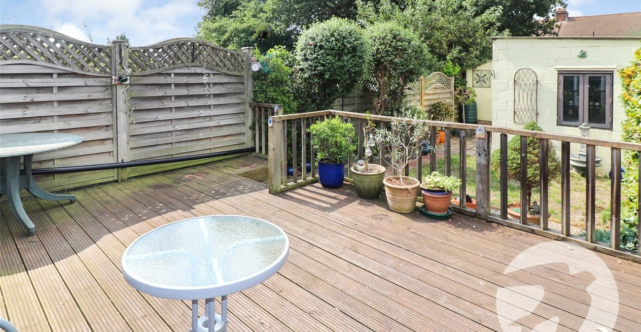 3 bedroom house for sale in Northumberland Heath | Robinson Jackson