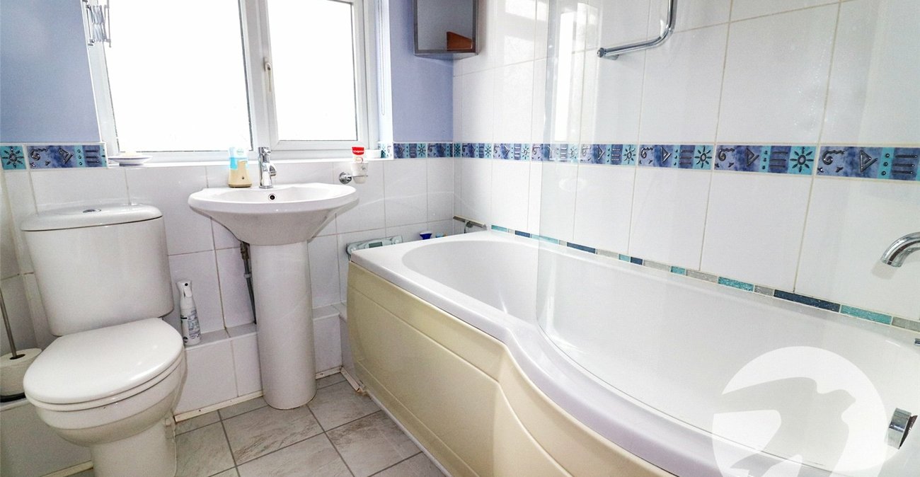 3 bedroom house for sale in Northumberland Heath | Robinson Jackson