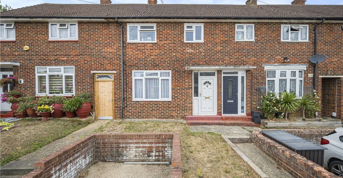 2 bedroom house for sale in Orpington | Robinson Jackson