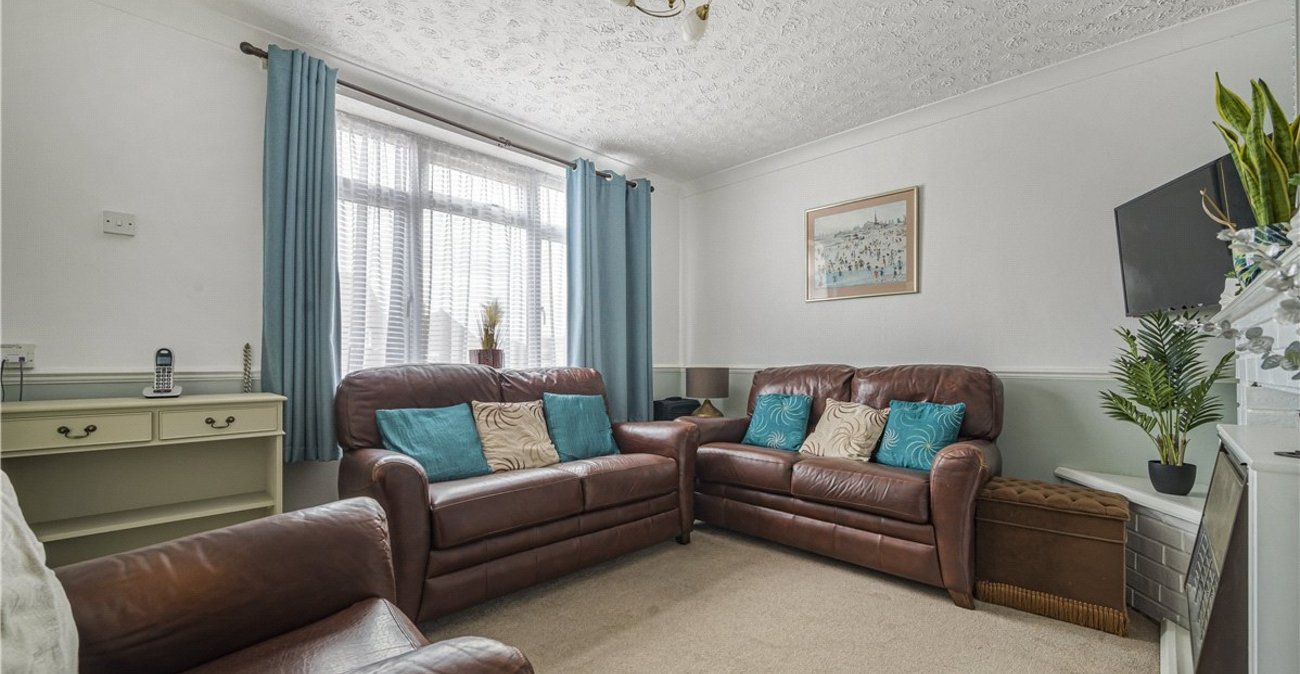 2 bedroom house for sale in Orpington | Robinson Jackson