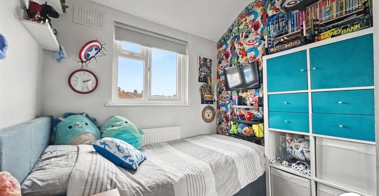 3 bedroom house for sale in Rochester | Robinson Michael & Jackson