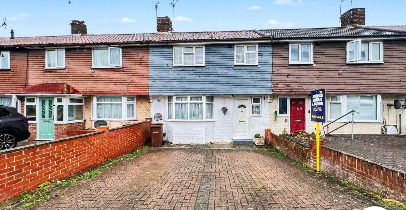 3 bedroom house for sale in Rochester | Robinson Michael & Jackson