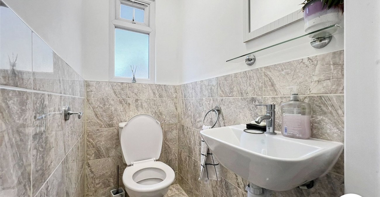 3 bedroom house for sale in Rochester | Robinson Michael & Jackson