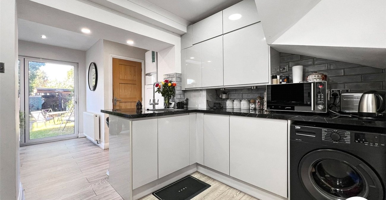 3 bedroom house for sale in Rochester | Robinson Michael & Jackson