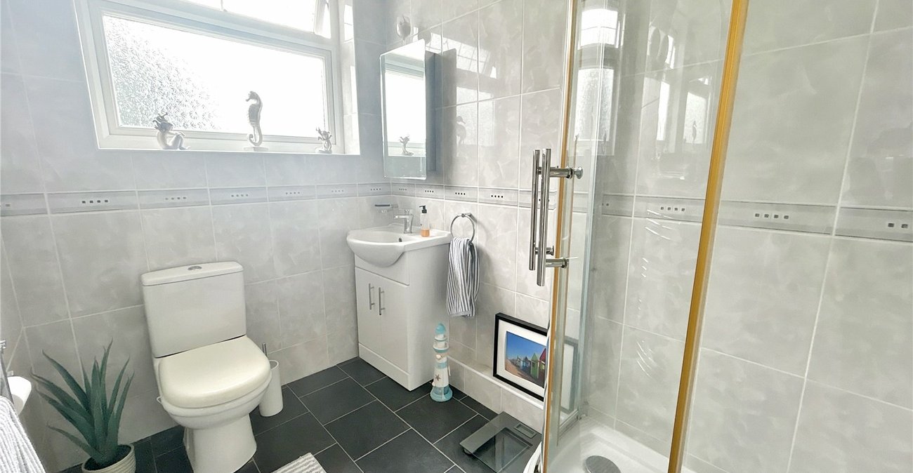 3 bedroom house for sale in Welling | Robinson Jackson