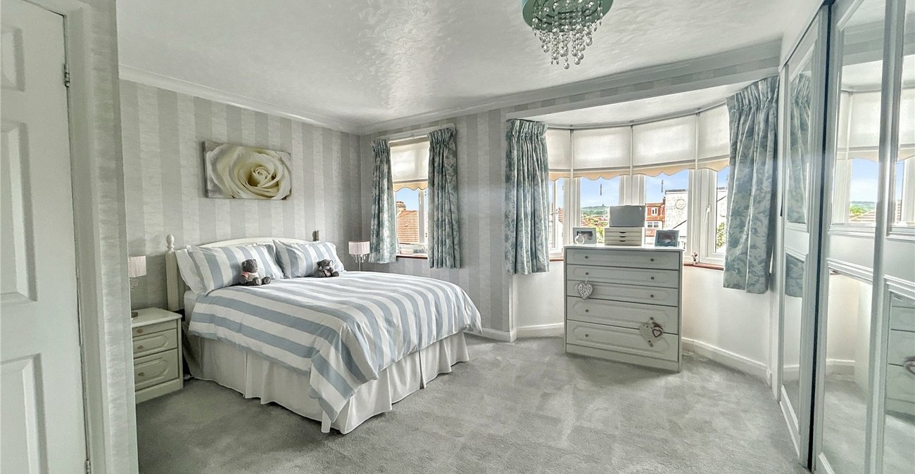 3 bedroom house for sale in Welling | Robinson Jackson