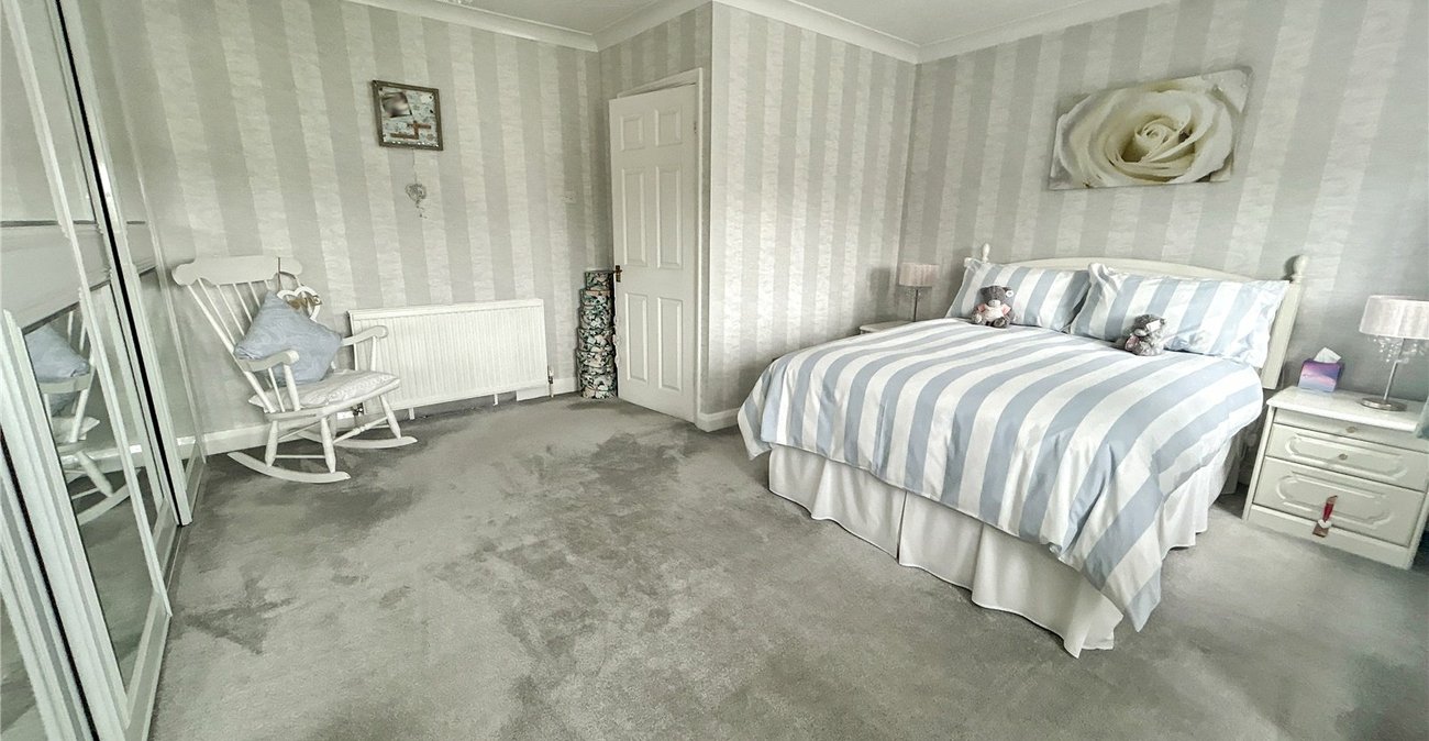 3 bedroom house for sale in Welling | Robinson Jackson