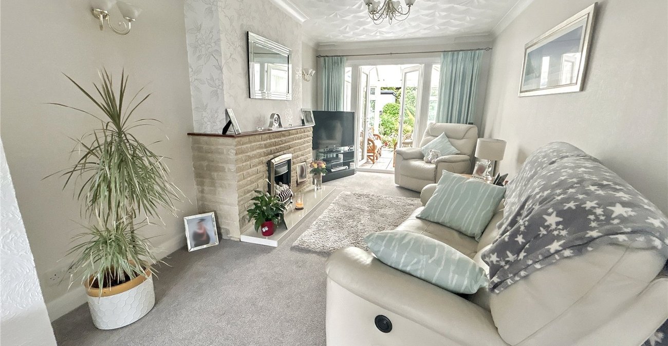 3 bedroom house for sale in Welling | Robinson Jackson