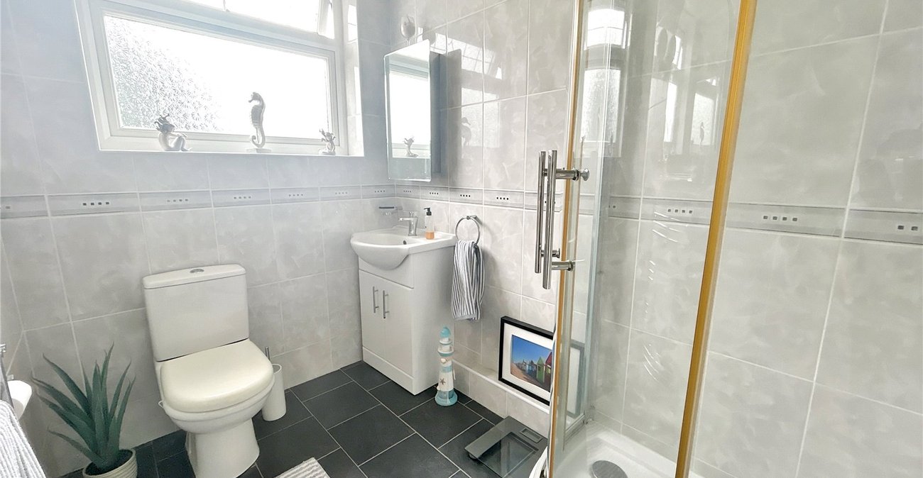 3 bedroom house for sale in Welling | Robinson Jackson