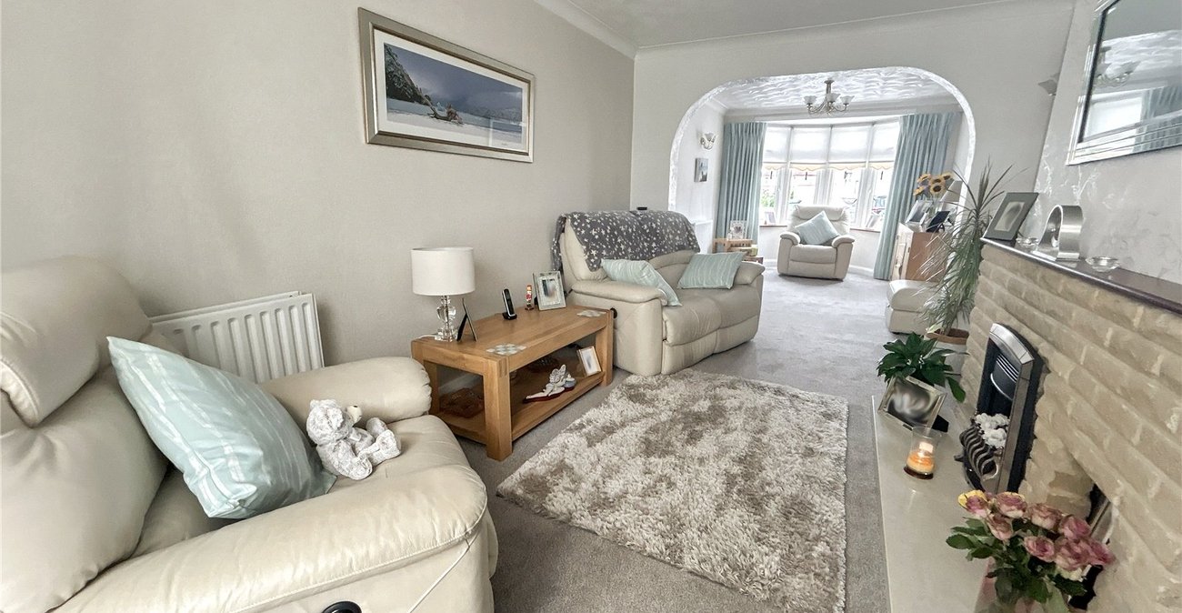 3 bedroom house for sale in Welling | Robinson Jackson