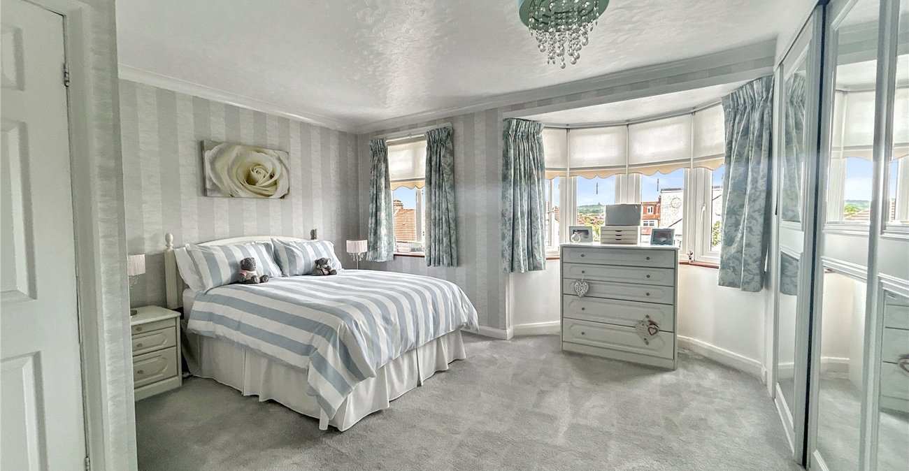 3 bedroom house for sale in Welling | Robinson Jackson