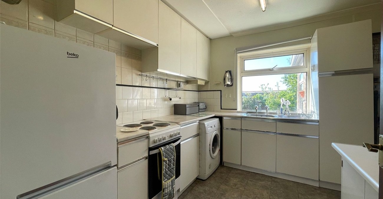 4 bedroom house for sale in Gravesend | Robinson Michael & Jackson