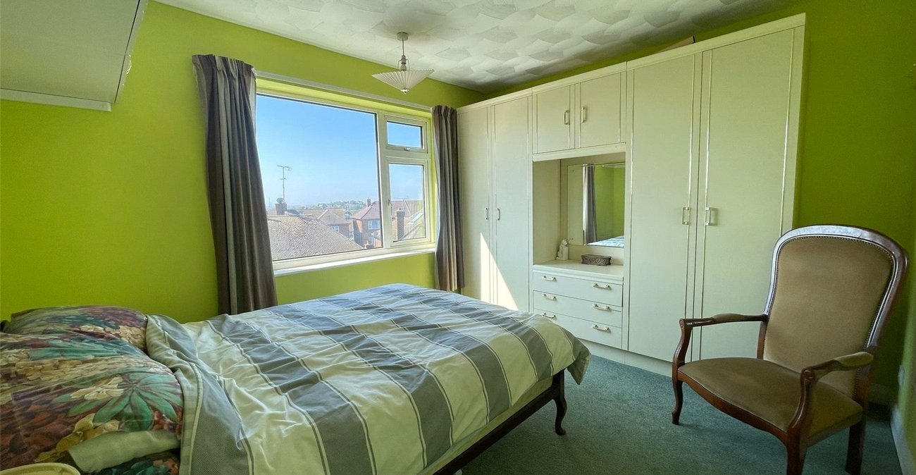 4 bedroom house for sale in Gravesend | Robinson Michael & Jackson