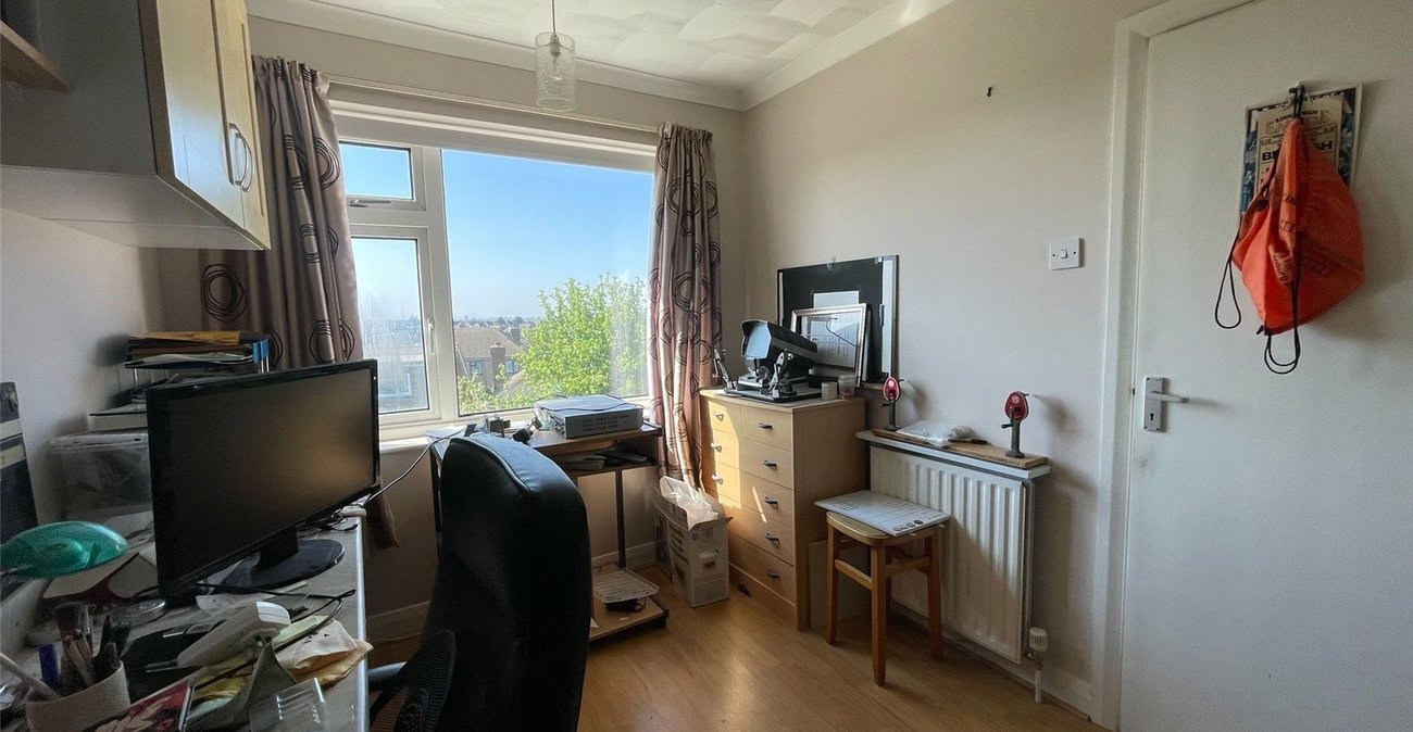 4 bedroom house for sale in Gravesend | Robinson Michael & Jackson