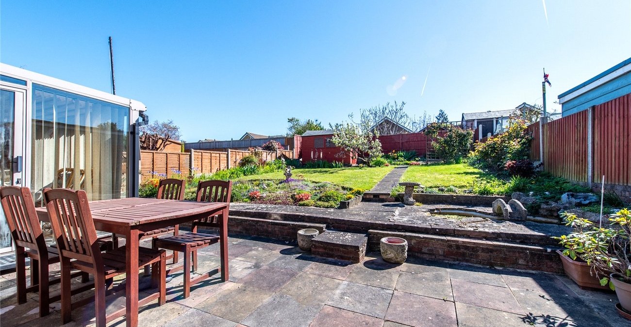 2 bedroom bungalow for sale in Gravesend | Robinson Michael & Jackson