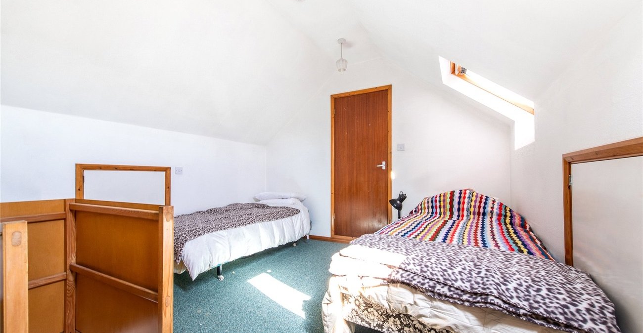 2 bedroom bungalow for sale in Gravesend | Robinson Michael & Jackson