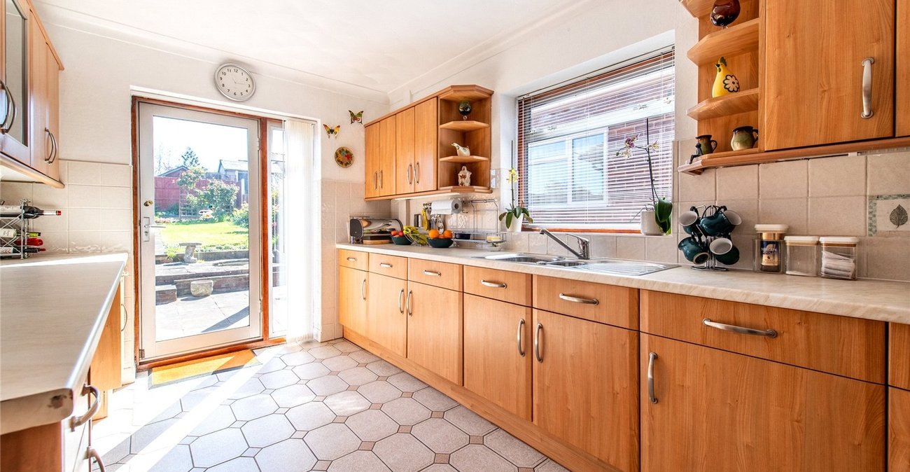 2 bedroom bungalow for sale in Gravesend | Robinson Michael & Jackson