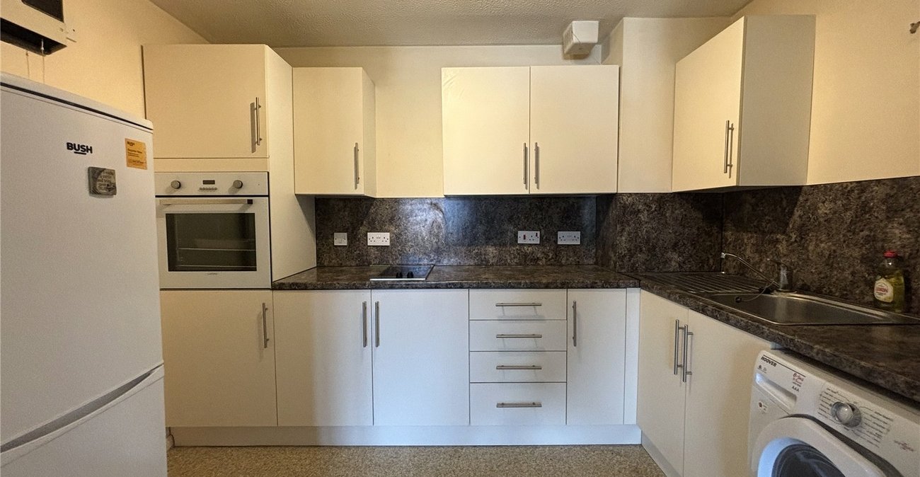 1 bedroom property for sale in Chatham | Robinson Michael & Jackson