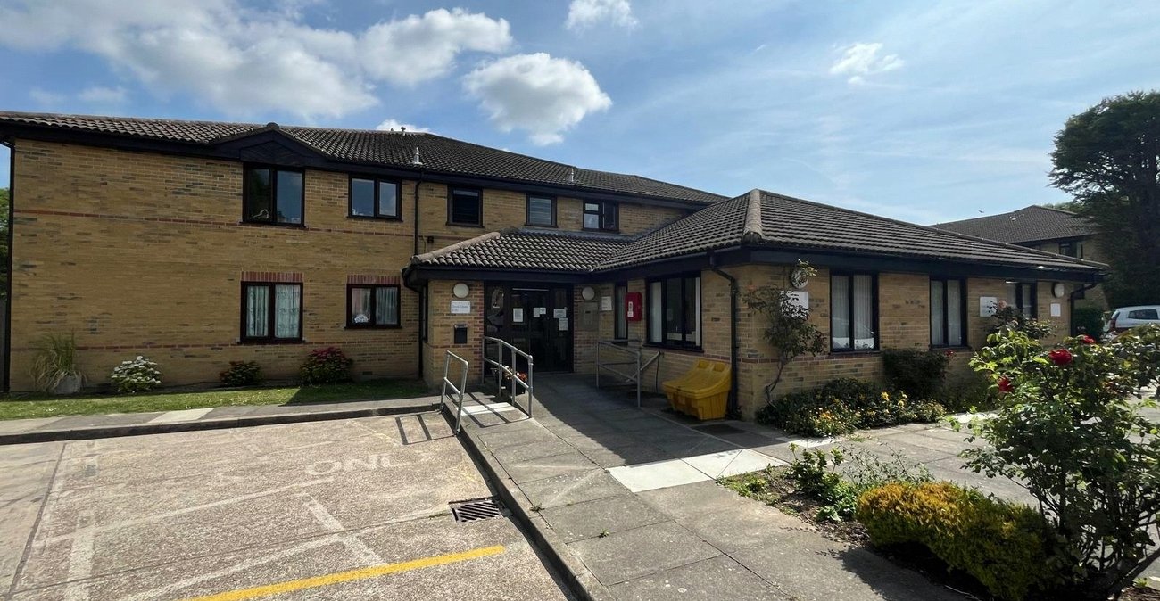 1 bedroom property for sale in Chatham | Robinson Michael & Jackson