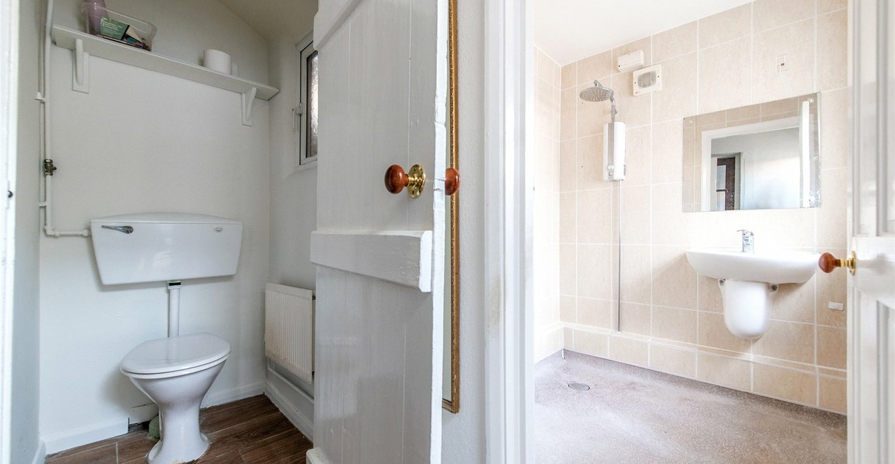 3 bedroom house for sale in Northfleet | Robinson Michael & Jackson