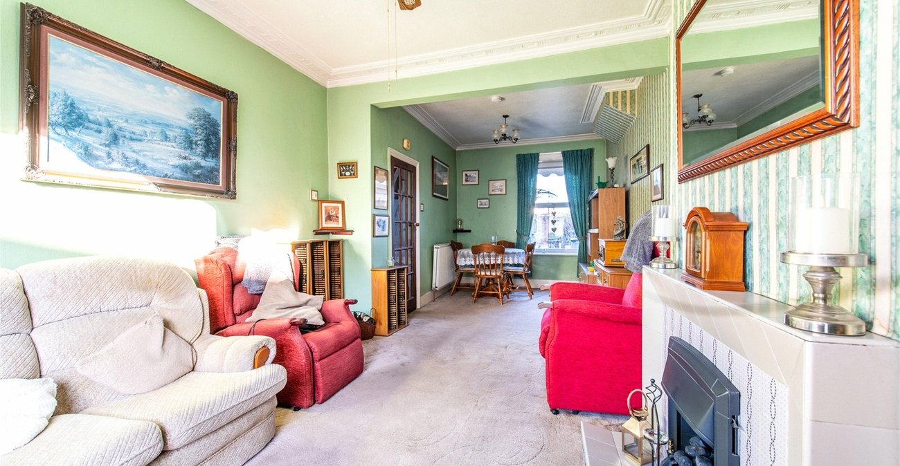 3 bedroom house for sale in Northfleet | Robinson Michael & Jackson