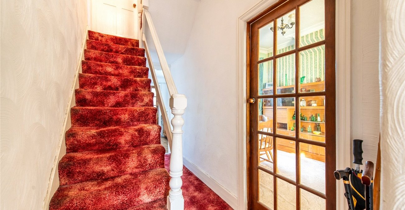 3 bedroom house for sale in Northfleet | Robinson Michael & Jackson