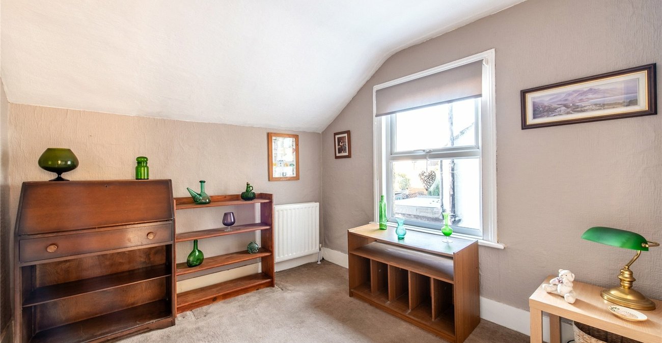 3 bedroom house for sale in Northfleet | Robinson Michael & Jackson