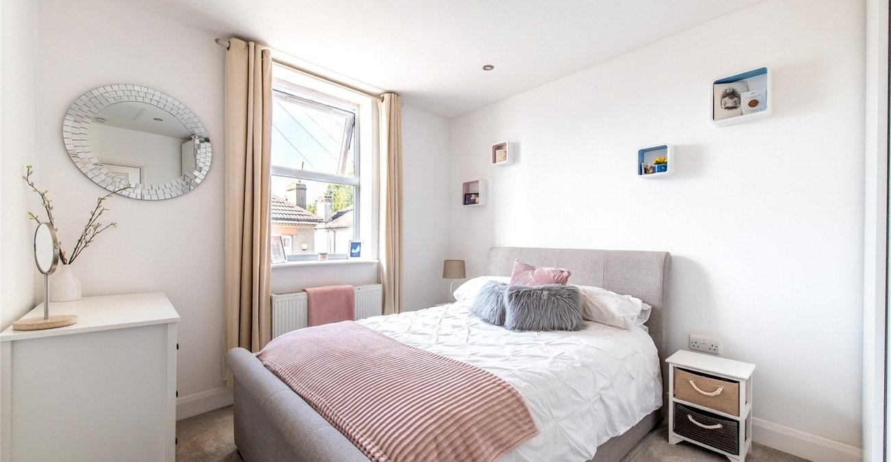 1 bedroom property for sale in Northfleet | Robinson Michael & Jackson